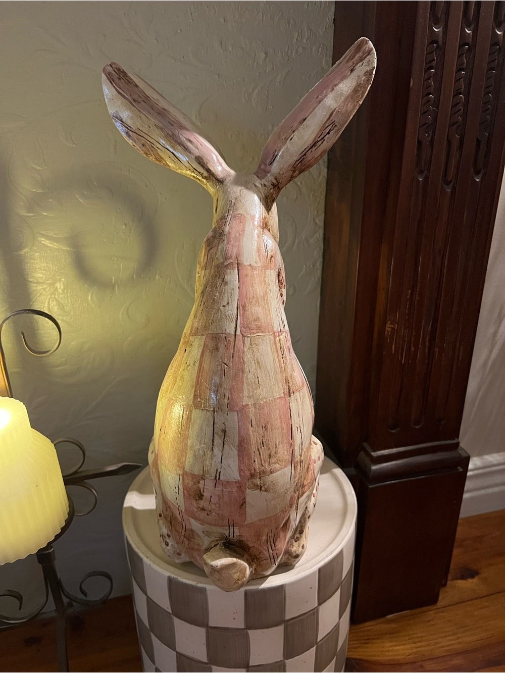 Hand-Painted Distressed Resin Rabbit Figurine Whimsical Farmhouse Decor - Picture 6 of 12